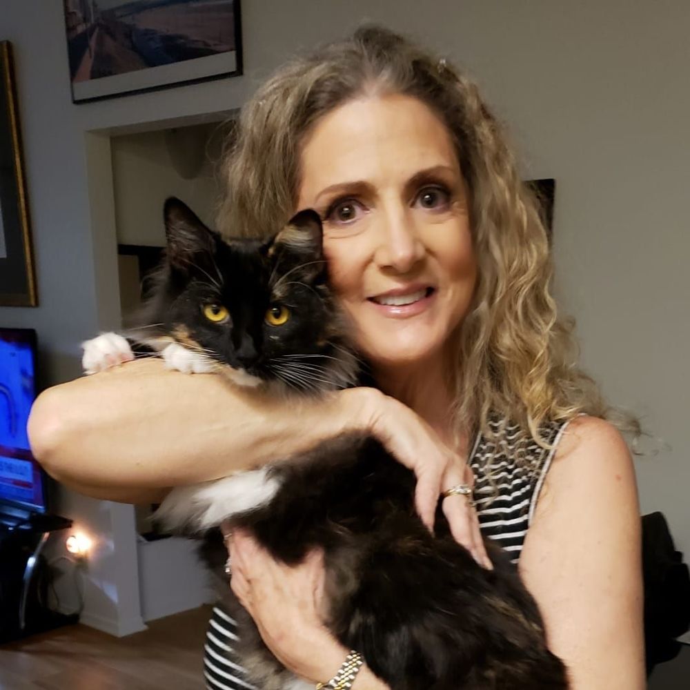 Meet your Posher, Carrie